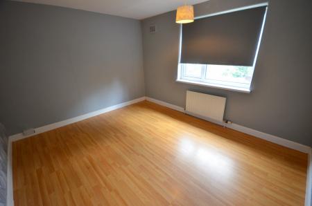 3 bedroom Terraced House to let in Castleford Avenue, Grimsby, DN34