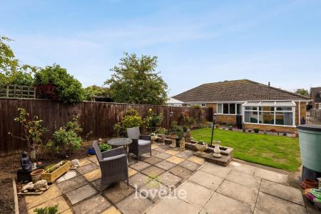 2 bedroom Semi-detached bungalow for sale in Bywood Place, Grimsby, DN37