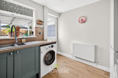 2 bedroom Semi-detached bungalow for sale in Bywood Place, Grimsby, DN37
