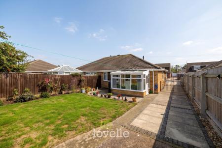 2 bedroom Semi-detached bungalow for sale in Bywood Place, Grimsby, DN37