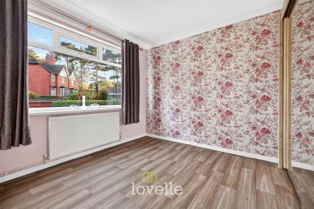 2 bedroom Detached bungalow for sale in Station Road, Great Coates, DN37
