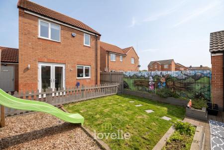 3 bedroom Link detached house for sale in Jersey Place, Immingham, DN40