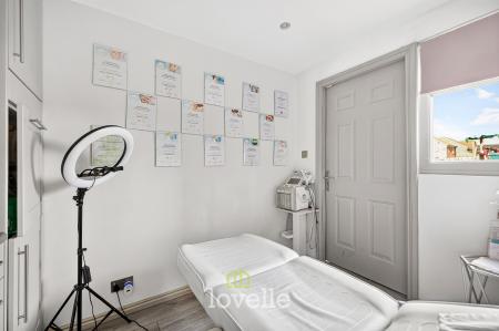 3 bedroom Link detached house for sale in Jersey Place, Immingham, DN40