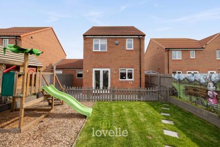 3 bedroom Link detached house for sale in Jersey Place, Immingham, DN40