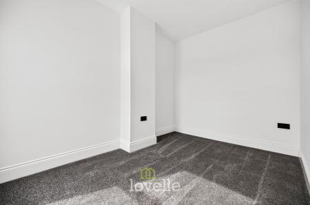 3 bedroom Terraced House for sale in Fairmont Road, Grimsby, DN32