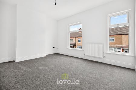 3 bedroom Terraced House for sale in Fairmont Road, Grimsby, DN32