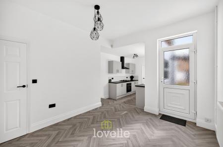 3 bedroom Terraced House for sale in Fairmont Road, Grimsby, DN32