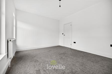 3 bedroom Terraced House for sale in Fairmont Road, Grimsby, DN32