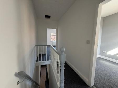3 bedroom Terraced House to let in Hart Street, Cleethorpes, DN35