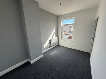 3 bedroom Terraced House to let in Hart Street, Cleethorpes, DN35