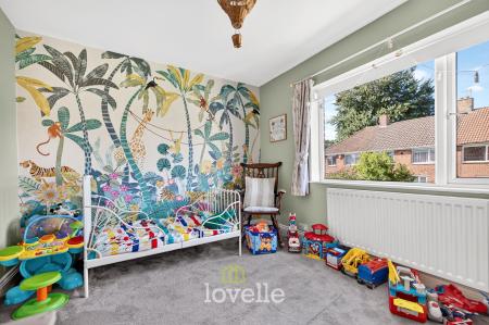 3 bedroom Terraced House for sale in Edge Avenue, Grimsby, DN33