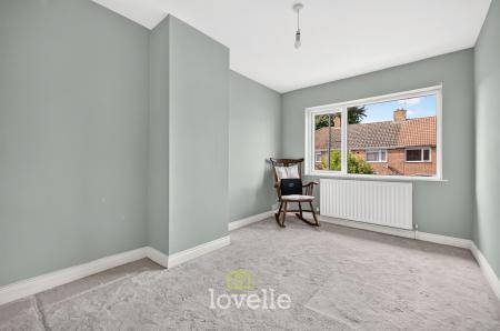 3 bedroom Terraced House for sale in Edge Avenue, Grimsby, DN33
