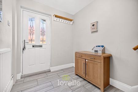 3 bedroom Terraced House for sale in Edge Avenue, Grimsby, DN33