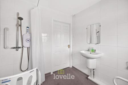 2 bedroom Flat for sale in St. Johns Court, Grimsby, DN34