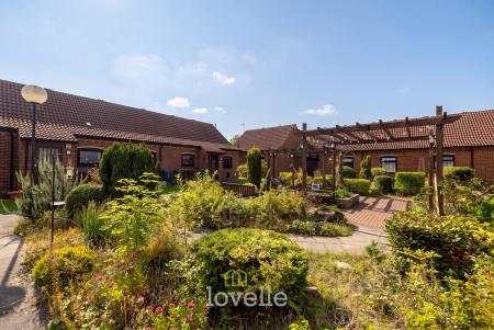 2 bedroom Flat for sale in St. Johns Court, Grimsby, DN34