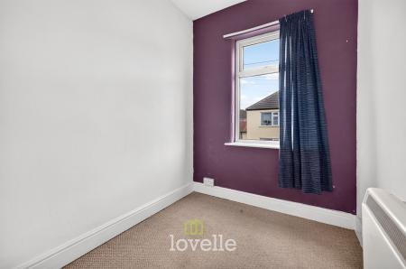 3 bedroom Terraced House for sale in Norman Road, Grimsby, DN34