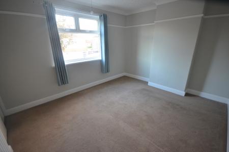 2 bedroom Terraced House to let in George Street, Cleethorpes, DN35