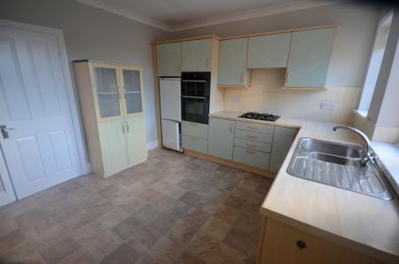 2 bedroom Terraced House to let in George Street, Cleethorpes, DN35