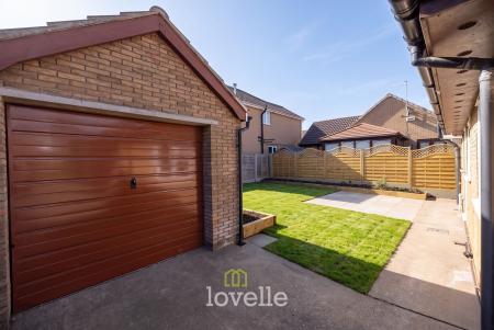 3 bedroom Detached bungalow for sale in Wheatfield Drive, Waltham, DN37