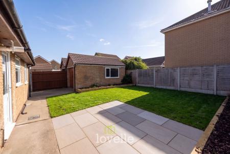 3 bedroom Detached bungalow for sale in Wheatfield Drive, Waltham, DN37