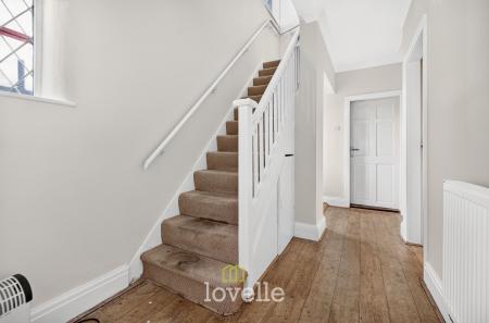 3 bedroom Semi-detached house for sale in Chelmsford Avenue, Grimsby, DN34