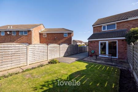 2 bedroom Semi-detached house for sale in Orion Way, Grimsby, DN34
