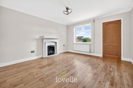 2 bedroom Semi-detached house for sale in Orion Way, Grimsby, DN34