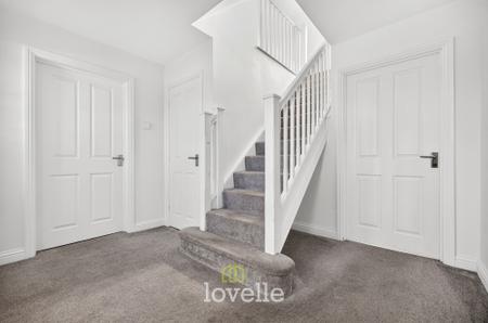 4 bedroom Detached house for sale in Daisy Drive, Laceby, DN37