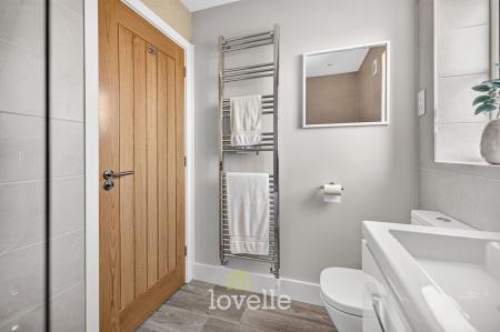 4 bedroom Detached house for sale in Aspen Drive, Barnoldby-Le-Beck, DN37