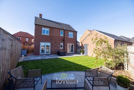4 bedroom Detached house for sale in Aspen Drive, Barnoldby-Le-Beck, DN37