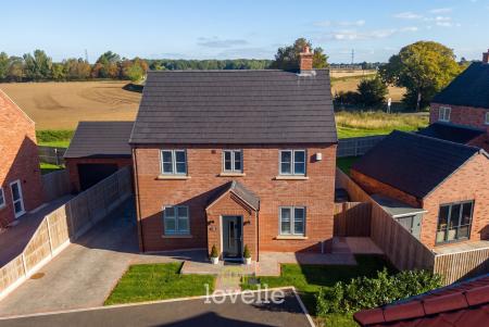 4 bedroom Detached house for sale in Aspen Drive, Barnoldby-Le-Beck, DN37
