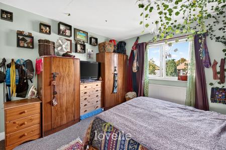 4 bedroom End of terrace house for sale in Stratford Avenue, Grimsby, DN33