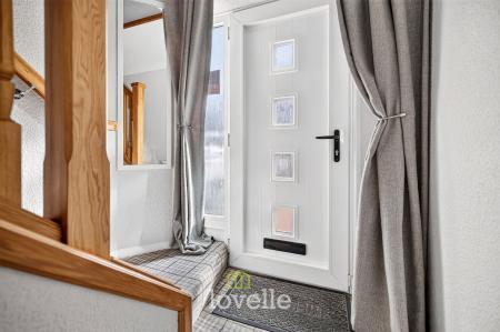 2 bedroom Semi-detached house for sale in St. Crispin Close, North Killingholme, DN40
