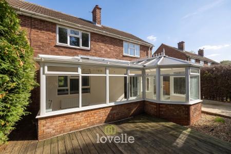 3 bedroom Semi-detached house for sale in Knights Close, Laceby, DN37