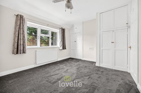 3 bedroom Semi-detached house for sale in Knights Close, Laceby, DN37