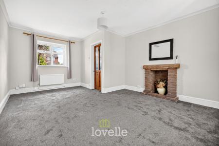 3 bedroom Semi-detached house for sale in Knights Close, Laceby, DN37