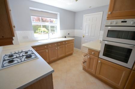4 bedroom Detached house to let in St Clements Way, New Waltham, DN36