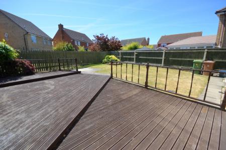 4 bedroom Detached house to let in St Clements Way, New Waltham, DN36