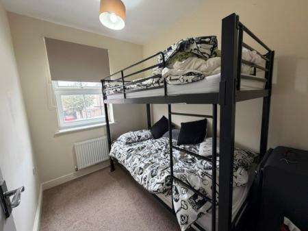 3 bedroom Semi-detached house to let in Burton Road, Immingham, DN40