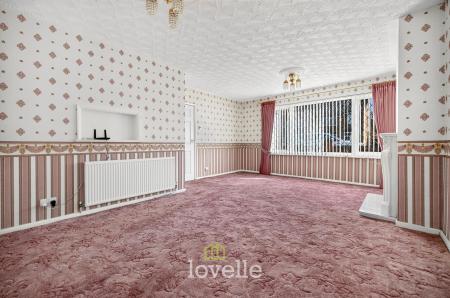 3 bedroom Semi-detached house for sale in Ancaster Avenue, Grimsby, DN33