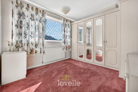 3 bedroom Semi-detached house for sale in Ancaster Avenue, Grimsby, DN33