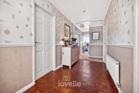 3 bedroom Detached bungalow for sale in Nicholson Road, Healing, DN41