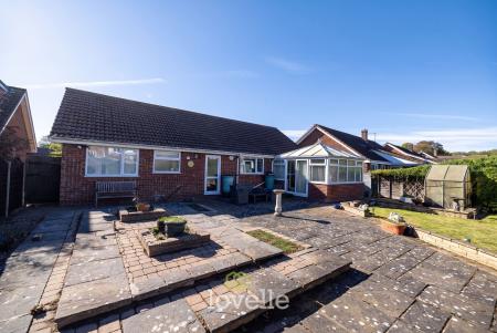 3 bedroom Detached bungalow for sale in Nicholson Road, Healing, DN41