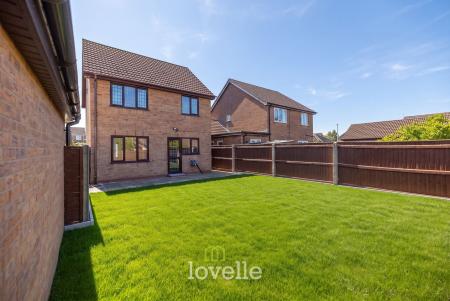 3 bedroom Detached house for sale in Wheatfield Drive, Waltham, DN37