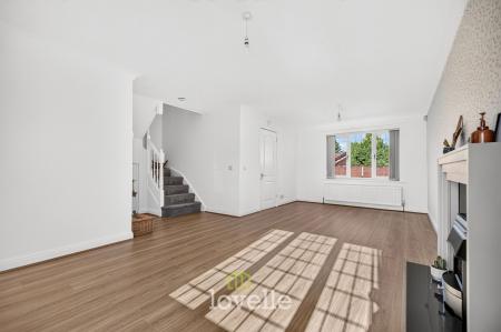 3 bedroom Detached house for sale in Wheatfield Drive, Waltham, DN37