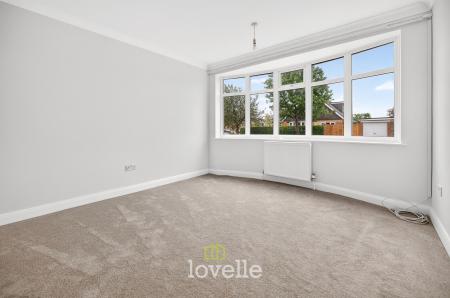 3 bedroom Detached bungalow for sale in Carmen Crescent, Holton-Le-Clay, DN36