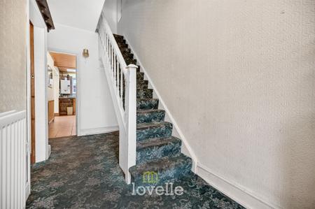 3 bedroom Semi-detached house for sale in Cross Coates Road, Grimsby, DN34