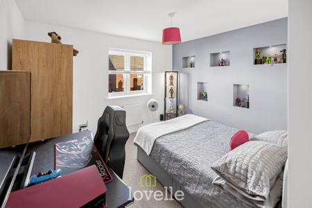 4 bedroom Detached house for sale in Edinburgh Way, Scartho Top, DN33