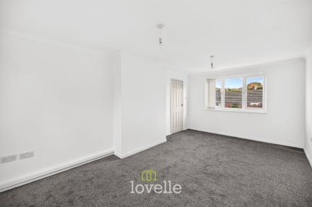 3 bedroom Semi-detached house for sale in Butt Lane, Laceby, DN37