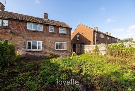 3 bedroom Semi-detached house for sale in Butt Lane, Laceby, DN37